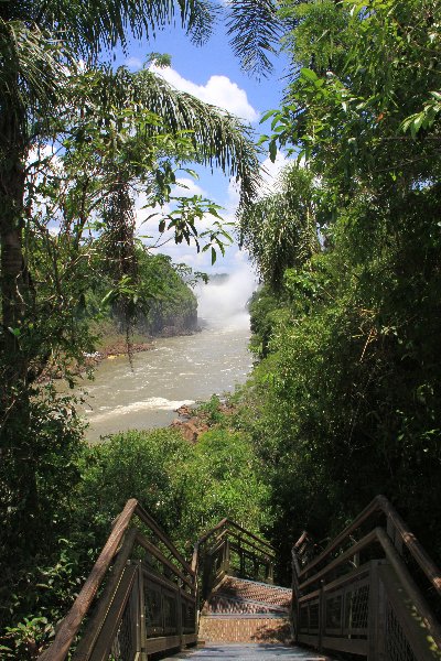 treppen-im-iguazu-nationalpark
